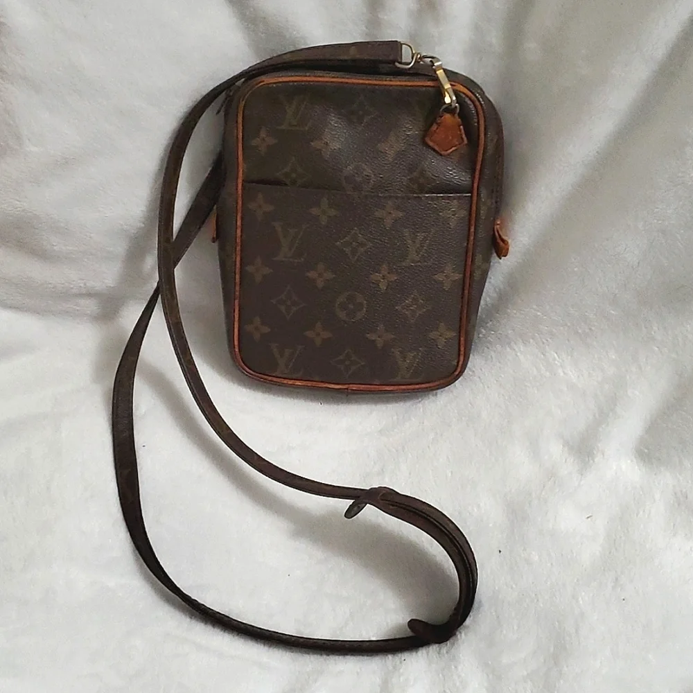 Louis Vuitton Monogram Crossbody Purse